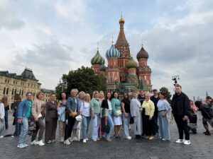 Лингва Москва и Санкт-Петербург учим профессионалов Лингва Сургут в Москве и санкт-петербурге 